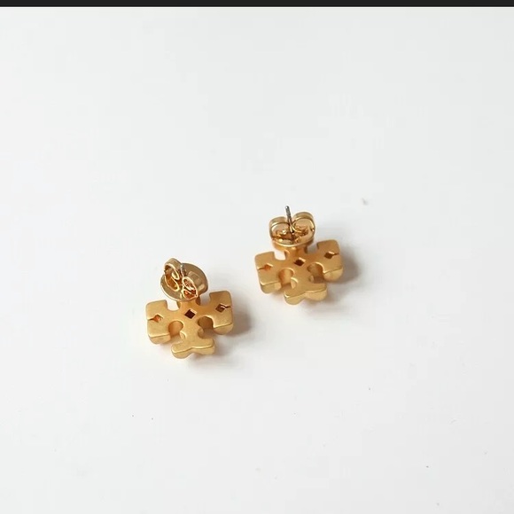 🔥🔥HOT PRICE🔥🔥NEW TORY BURCH ROXANNE LOGO STUDS - Picture 4 of 6